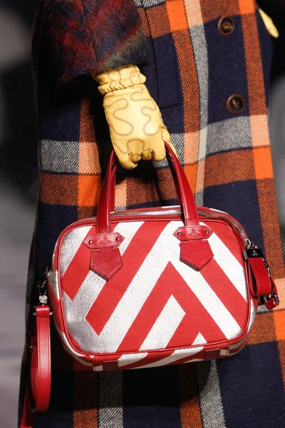 Look 93